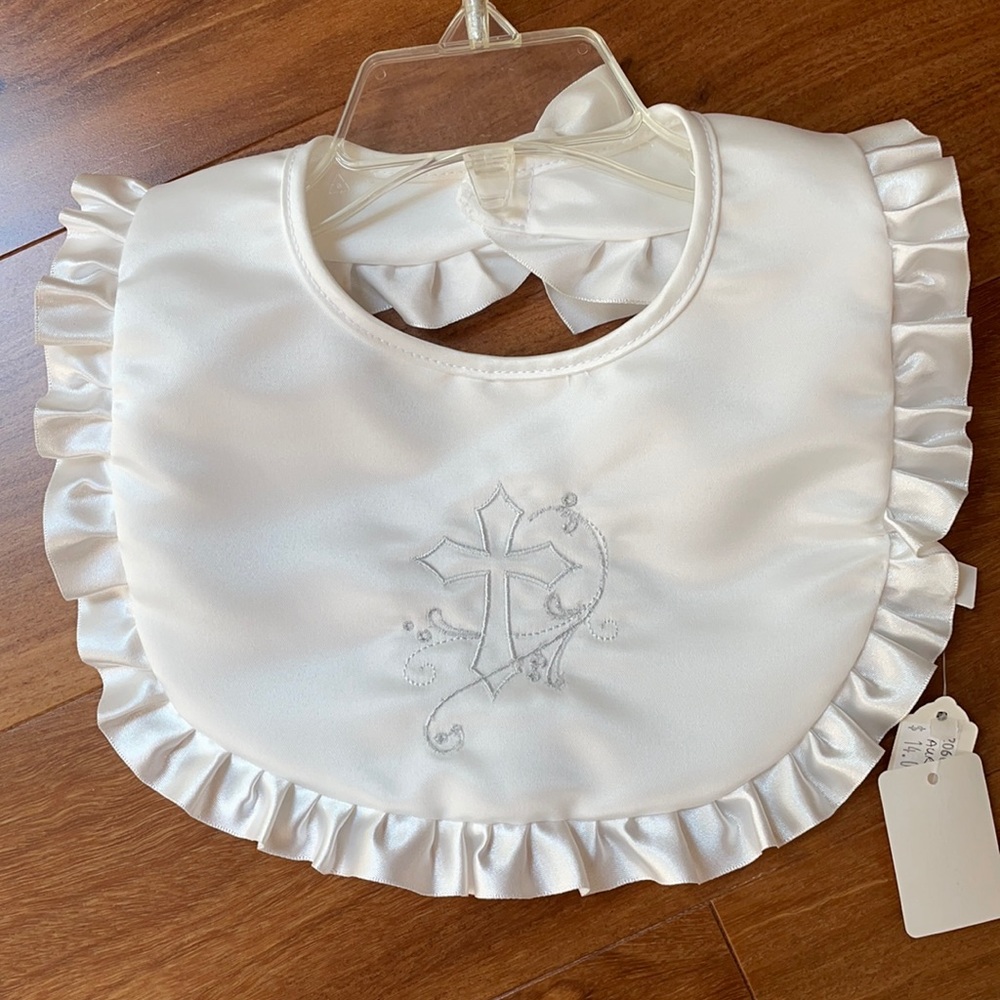 NWT Baby Aurora  girls christening bib